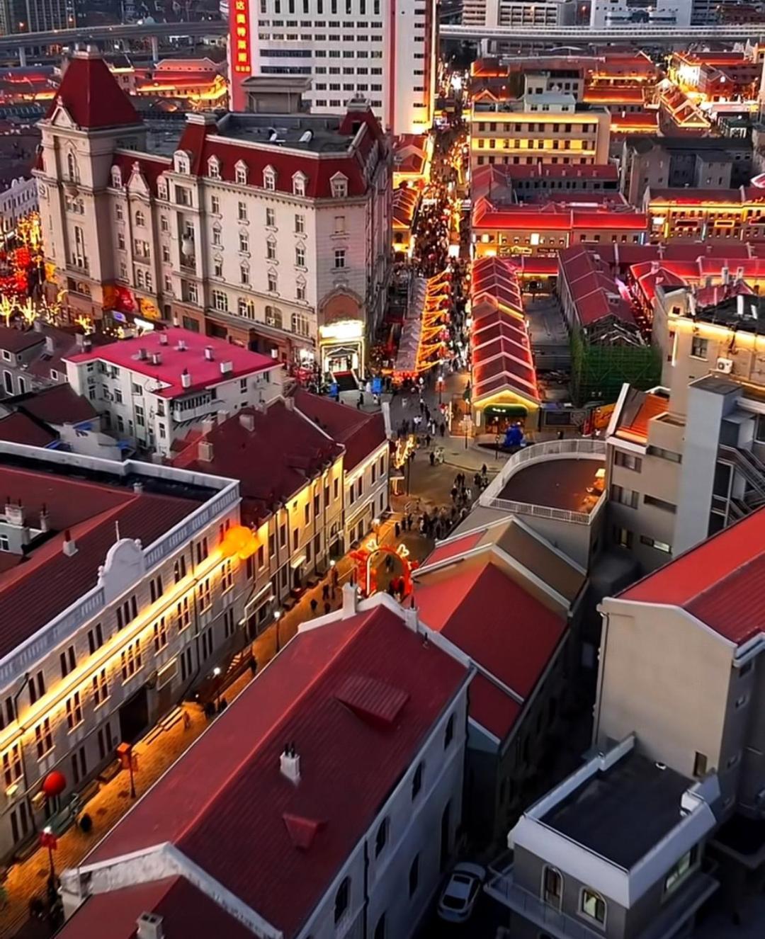 Hua Qi Kaiserdom Hotel Zhongshan Road St Michael'S Cathedral And Zhanqiao Pier تشينغداو المظهر الخارجي الصورة