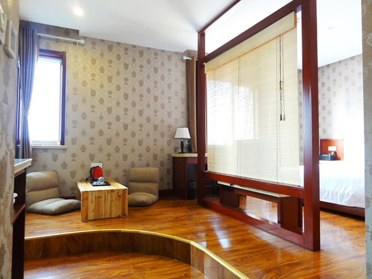Hua Qi Kaiserdom Hotel Zhongshan Road St Michael'S Cathedral And Zhanqiao Pier تشينغداو المظهر الخارجي الصورة