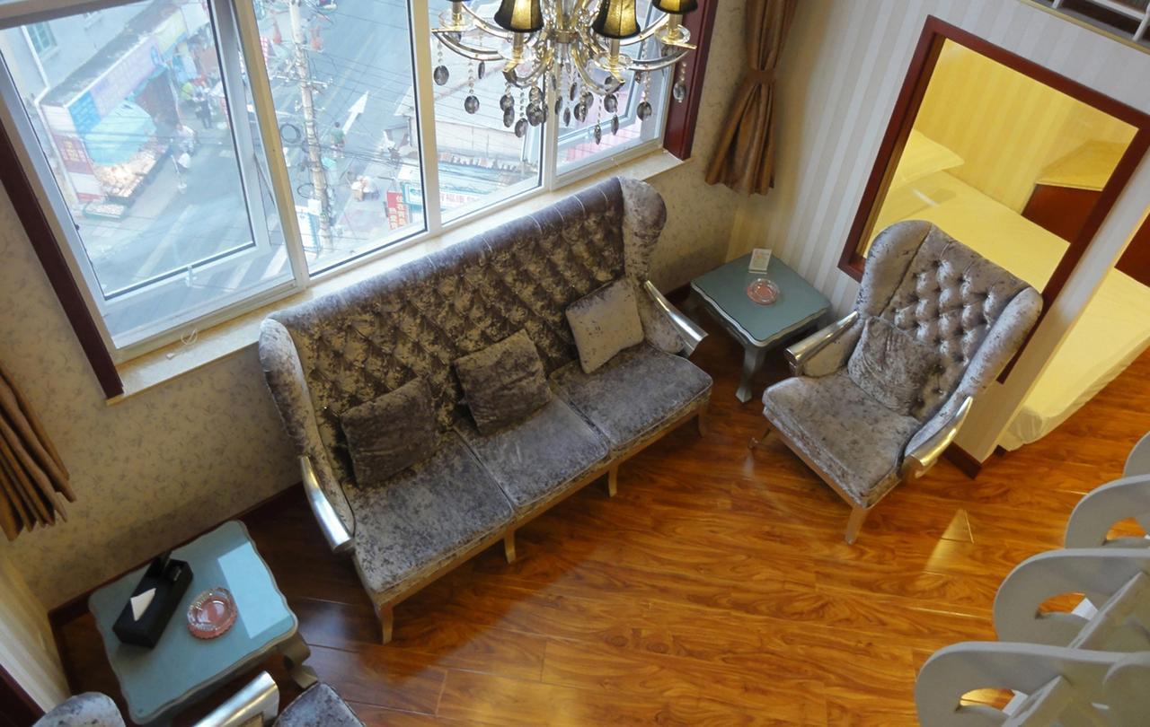 Hua Qi Kaiserdom Hotel Zhongshan Road St Michael'S Cathedral And Zhanqiao Pier تشينغداو المظهر الخارجي الصورة