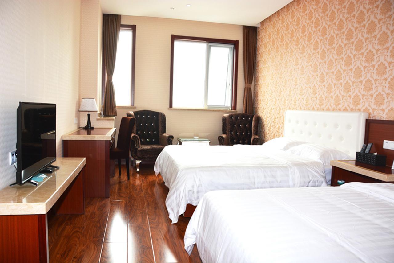 Hua Qi Kaiserdom Hotel Zhongshan Road St Michael'S Cathedral And Zhanqiao Pier تشينغداو المظهر الخارجي الصورة